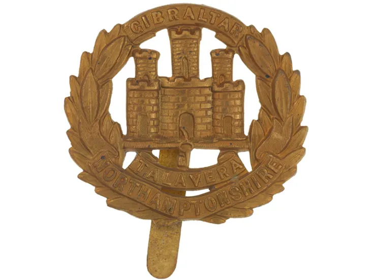 Other ranks’ cap badge, The Northamptonshire Regiment, c1916