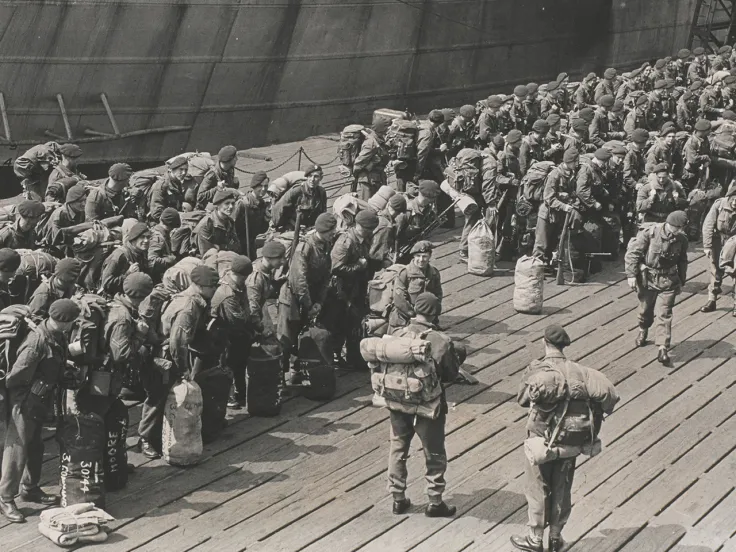 No 3 Commando disembarking at Tilbury Docks, June 1945