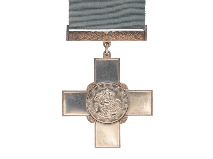 George Cross awarded to Bombardier Henry Herbert Reed, Royal Artillery, 1941