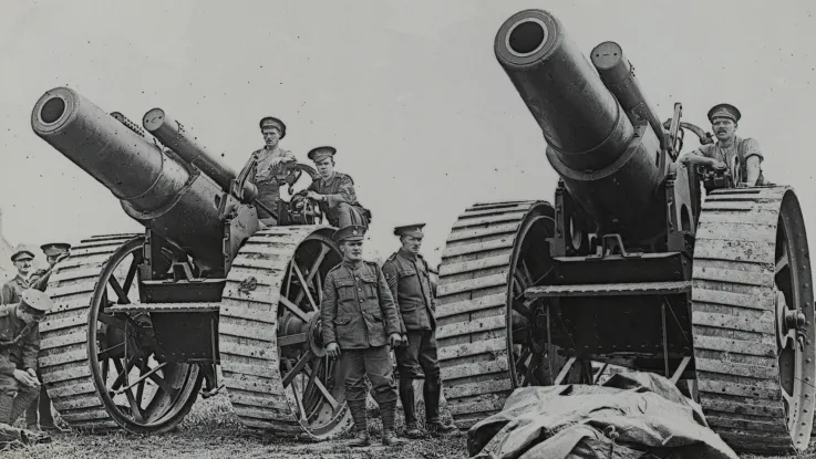 Heavy guns on the Somme, 1916