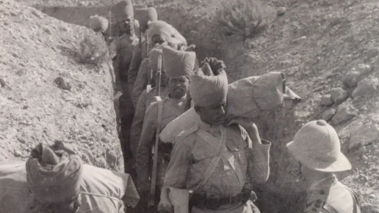 Indian troops passing through a communication trench on the Mesopotamian Front, 1917.