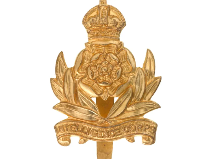 Other ranks' cap badge, Intelligence Corps, c1955