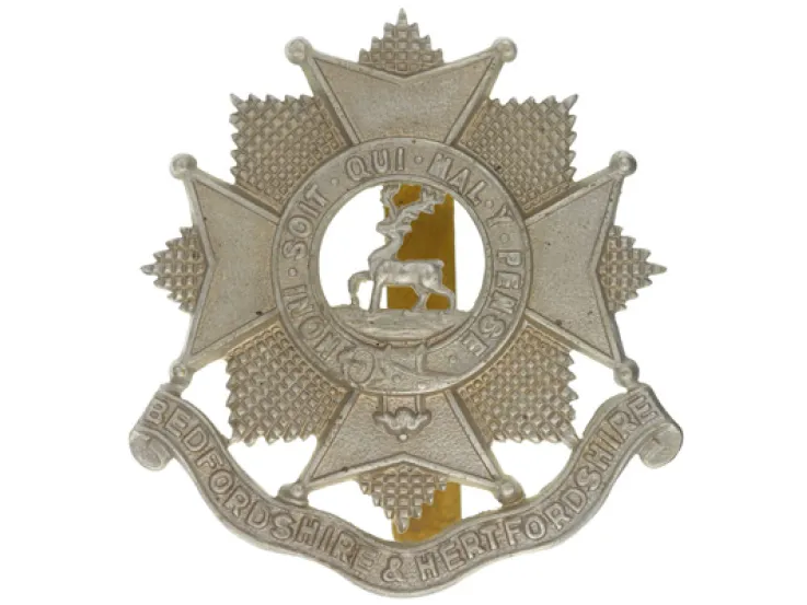 Other ranks’ cap badge, The Bedfordshire and Hertfordshire Regiment, c1924-c1958