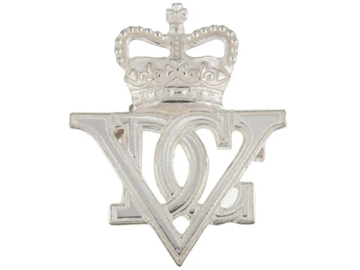 Officer’s cap badge, 5th Royal Inniskilling Dragoon Guards, c1960
