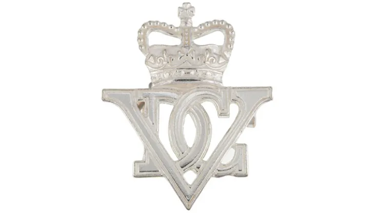 Officer’s cap badge, 5th Royal Inniskilling Dragoon Guards, c1960