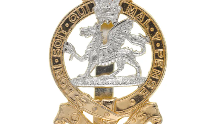 Other ranks' beret badge, The Queen's Regiment, c1973