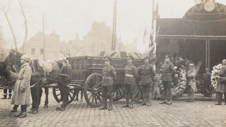 The coffin of the Unknown Warrior borne in a wagon with a guard of Allied soldiers, 10 November 1920