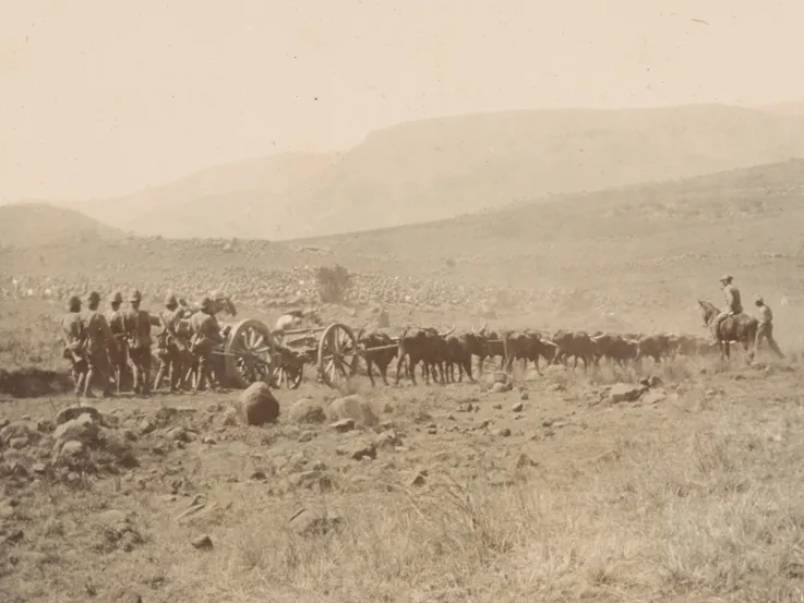 A gun of the Elswick Battery during the advance from Lydenburg to Watervalonder, 1900
