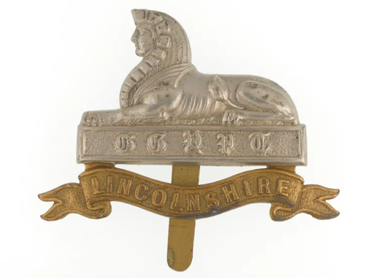 Cap badge, other ranks, The Lincolnshire Regiment, c1910