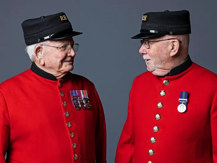 Chelsea Pensioners in conversation