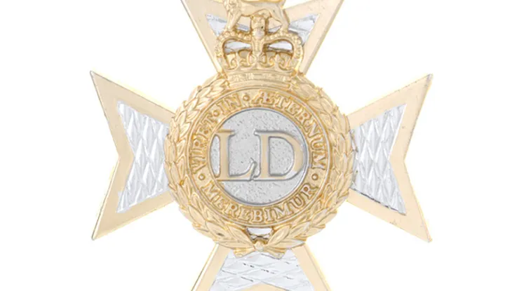 Cap badge, Light Dragoons, 1993