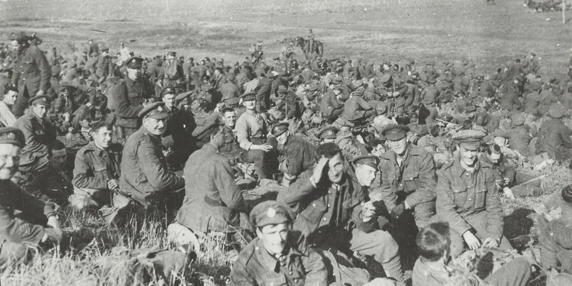 2/19th Battalion The London Regiment at rest during their march to the front line in Macedonia, December 1916