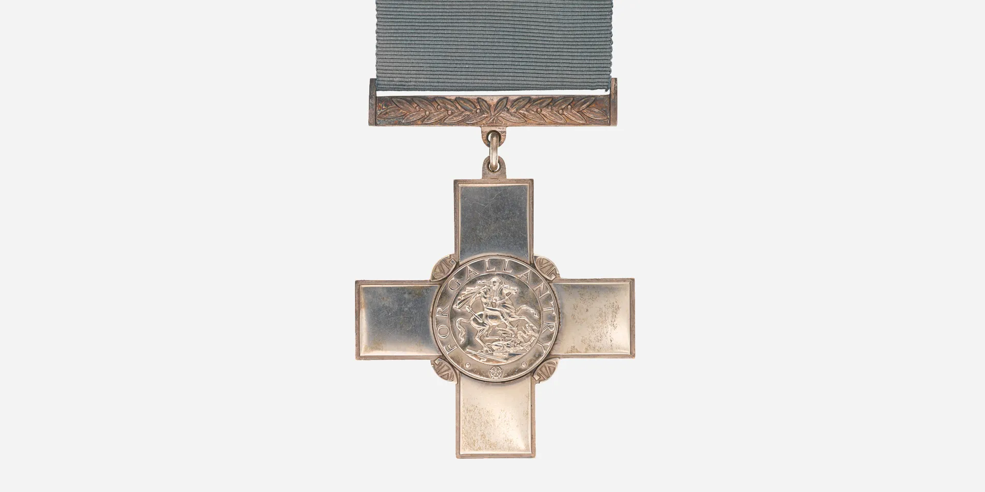 George Cross awarded to Bombardier Henry Herbert Reed, Royal Artillery, 1941