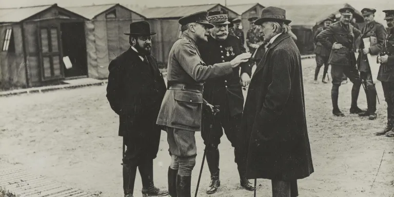 General Sir Douglas Haig confers with Minister of Munitions, David Lloyd George and General Joseph Joffre, 1916