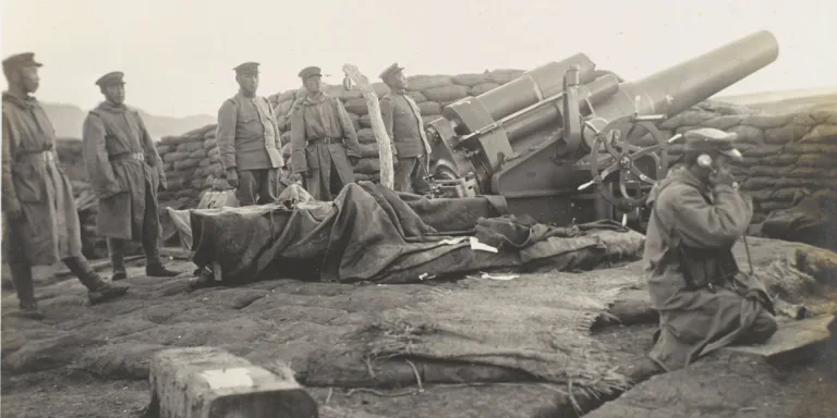 Japanese heavy battery, Tsingtao, October 1914