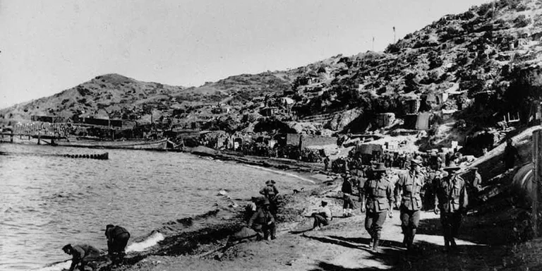 Troops at Anzac Cove, 1915