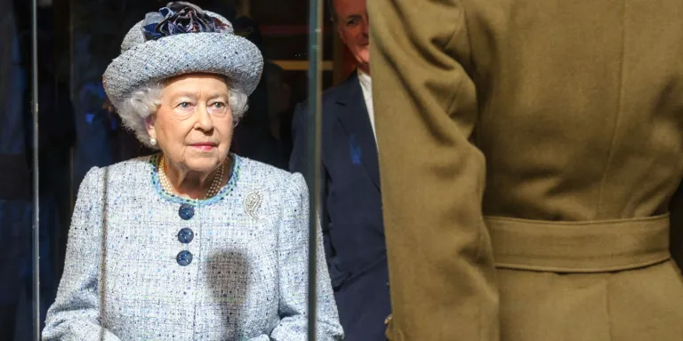 Queen Elizabeth II views her WRAC uniform at the National Army Museum, 2017