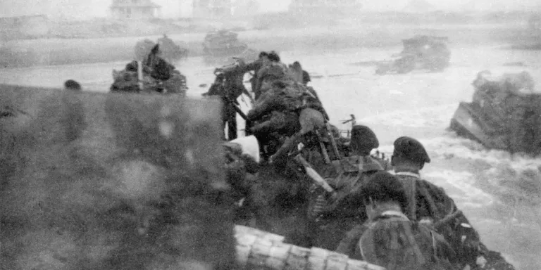 British troops landing at Sword Beach, 6 June 1944