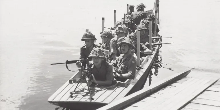 Members of 1st Battalion The Queen’s Own Highlanders on river patrol in Brunei, 1962