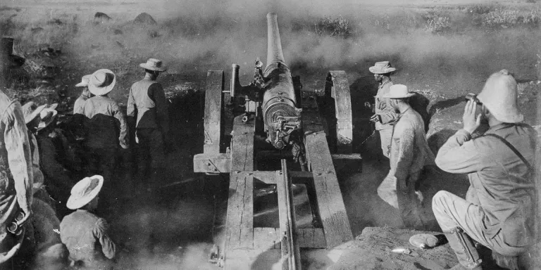 A naval gun firing during the Battle of Modder River, 1899