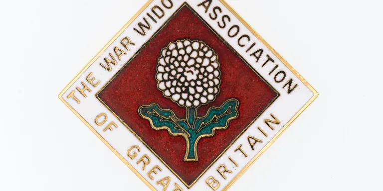 Lapel badge, War Widows Association of Great Britain, 2018